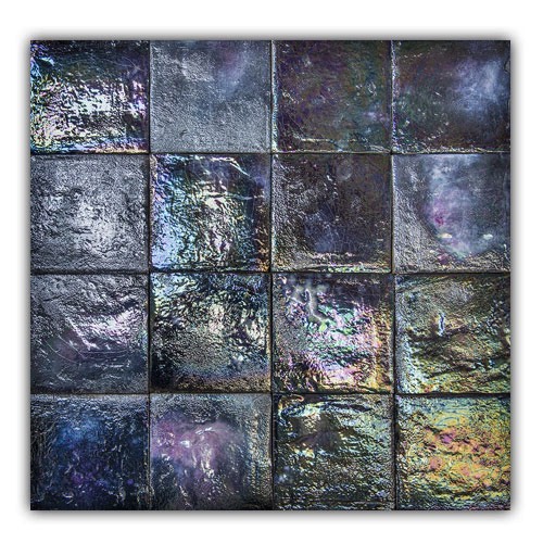 Madreperla line: Space Iris composition